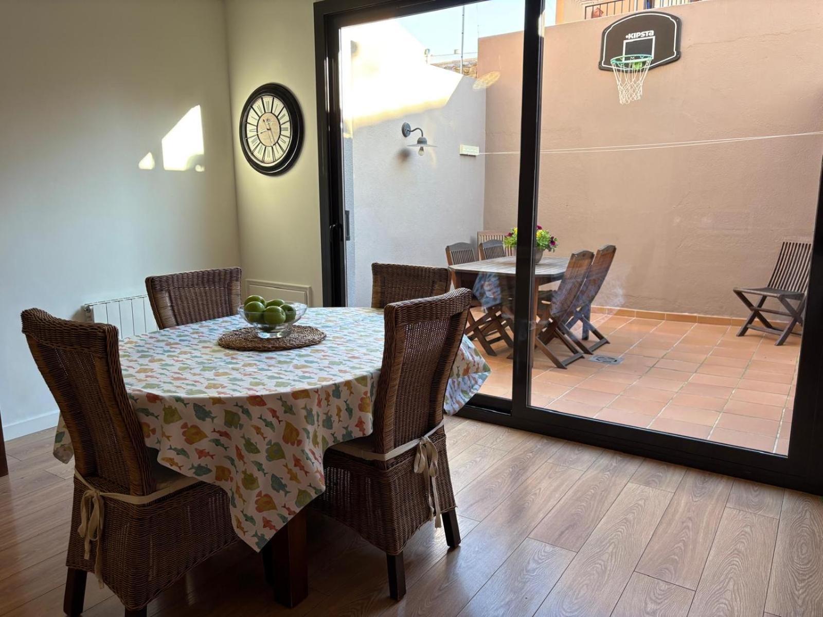 Casita De La Playa Con Parking Villa Palamos Luaran gambar