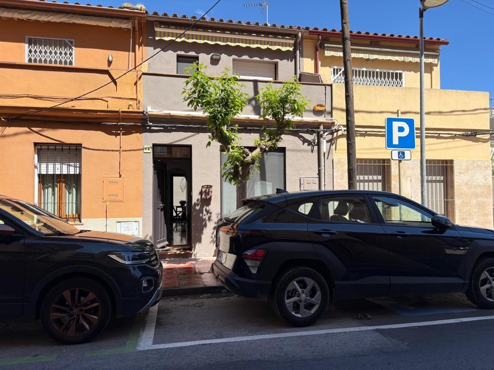 Casita De La Playa Con Parking Villa Palamos Luaran gambar